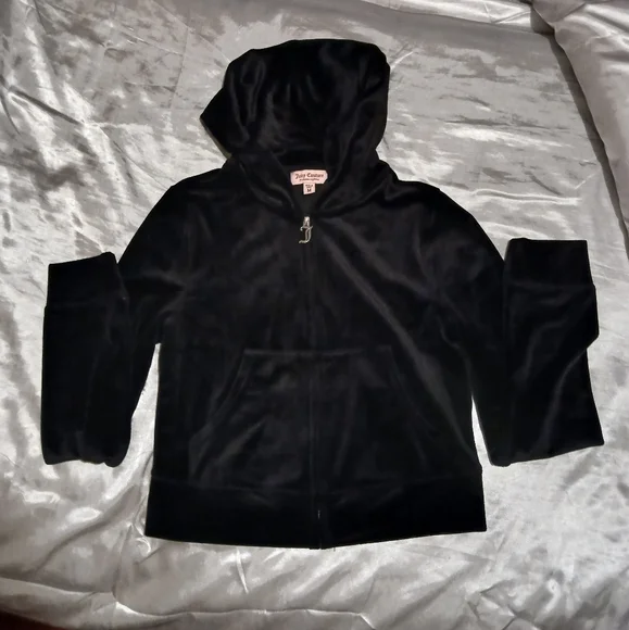 Juicy Couture Track Suit - Picture 11 of 15